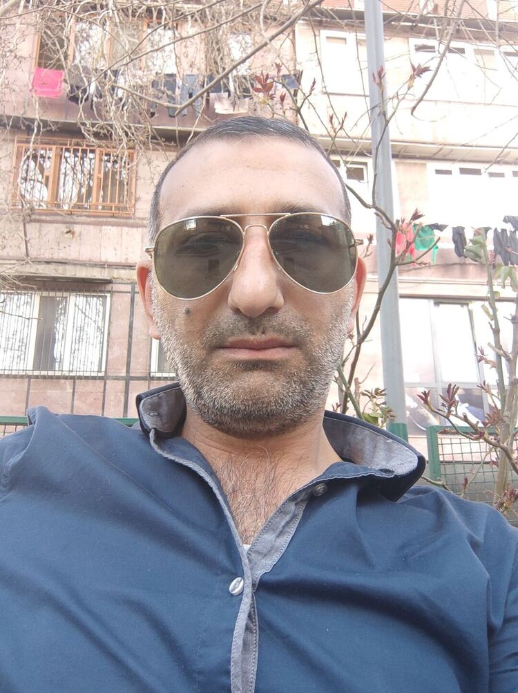  33715506  Ars, 41 ,    