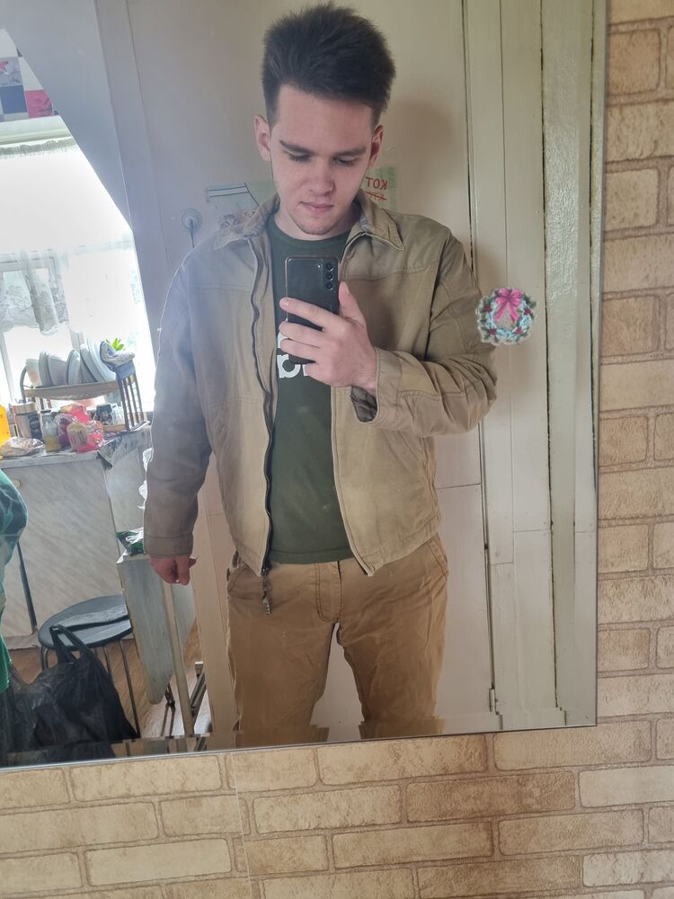  27107676  , 25 ,    -