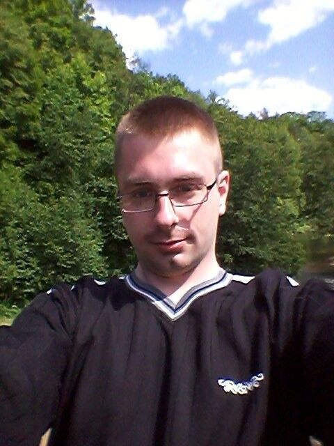  8809146  Oleg, 37 ,    