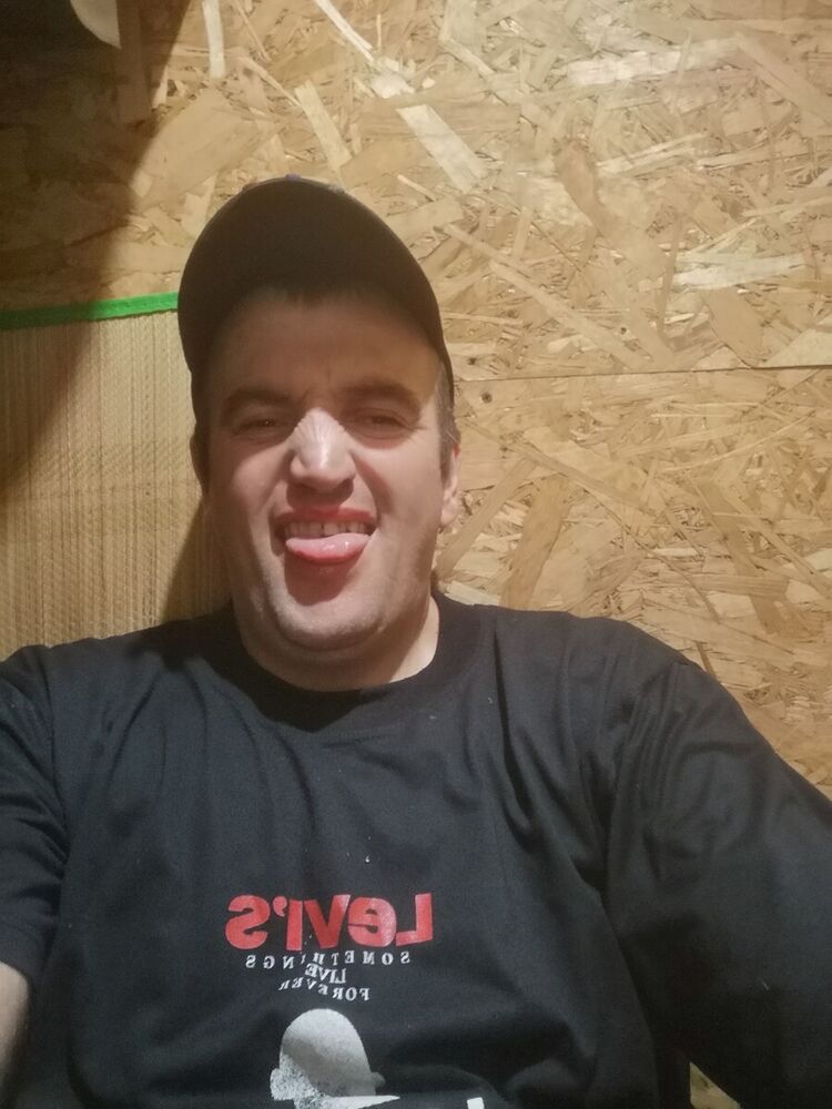  21348946  , 39 ,    
