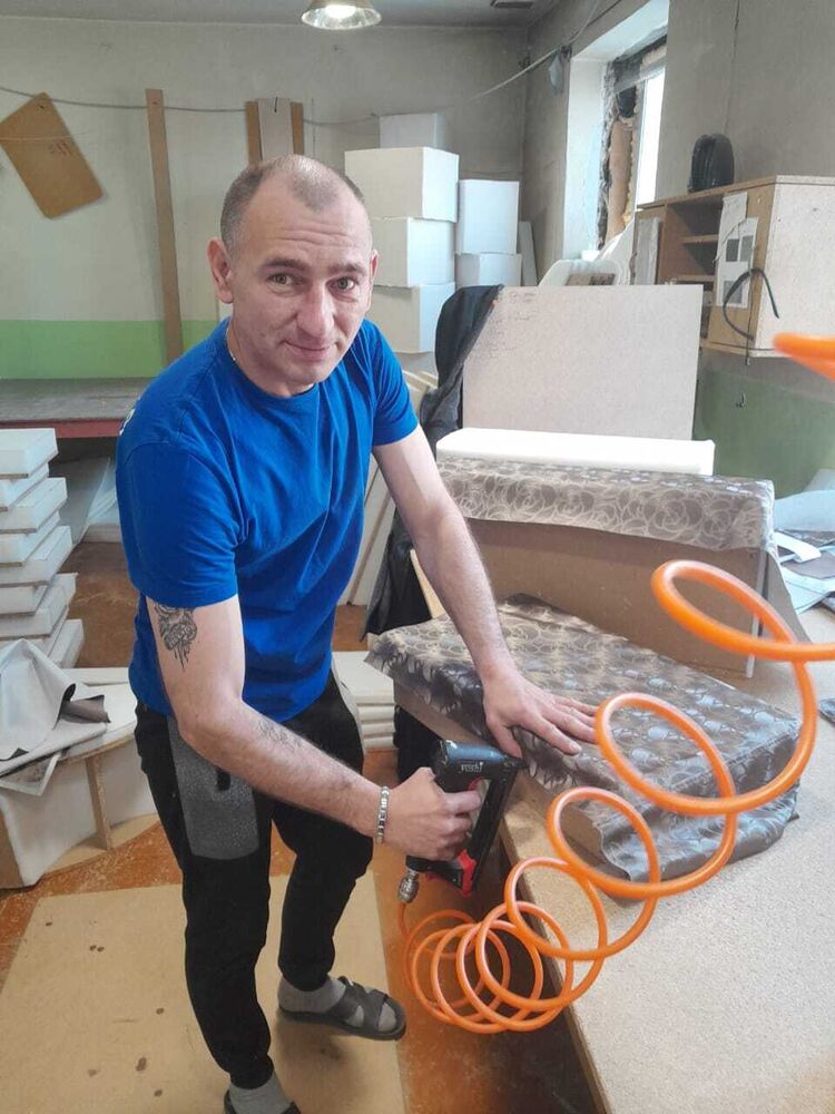  ,   , 42 ,   c 