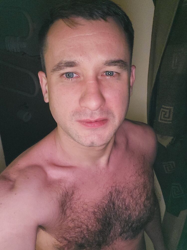  ,   Sergey, 39 ,   