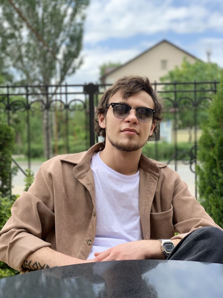  --,   Mihail, 23 ,   ,   