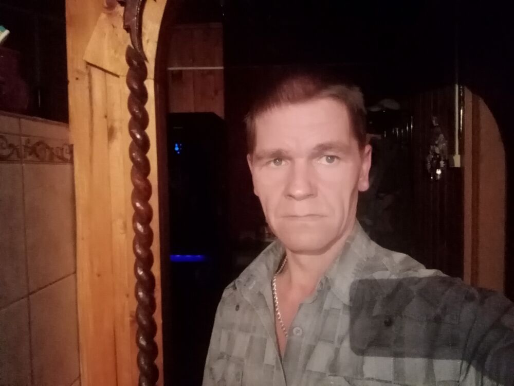  24185536  Sergei, 51 ,     