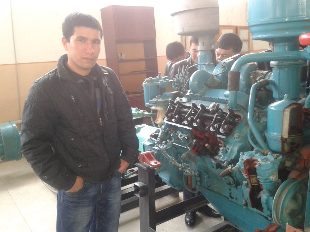  6700216  Odil, 34 ,    
