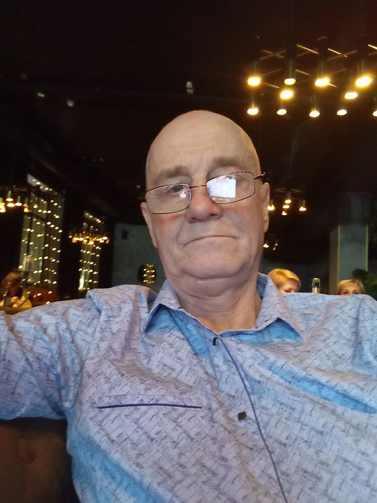  48727076  , 53 ,    