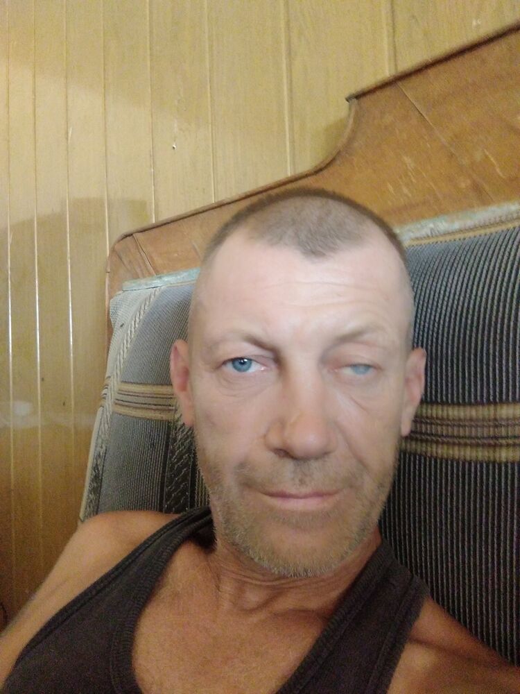  23608246  , 52 ,    