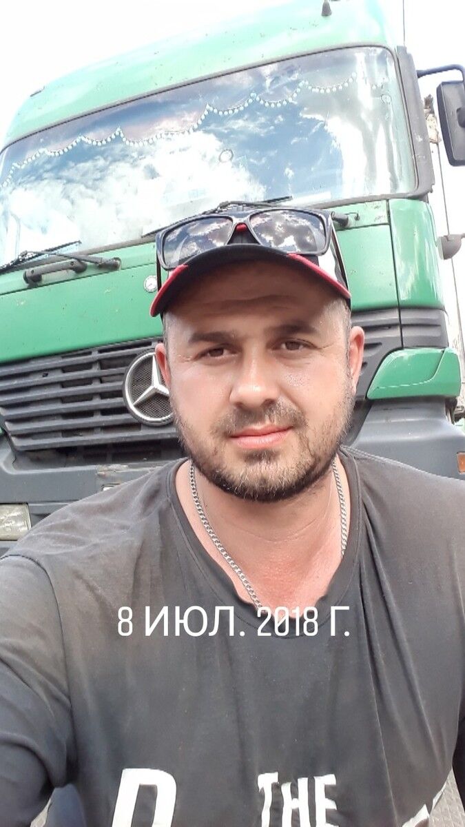  ,   Evgenij, 43 ,   