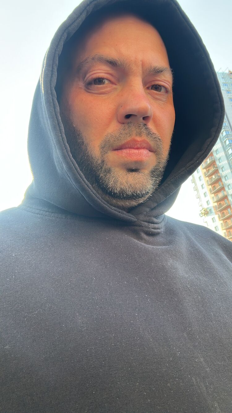  52414236  , 37 ,    