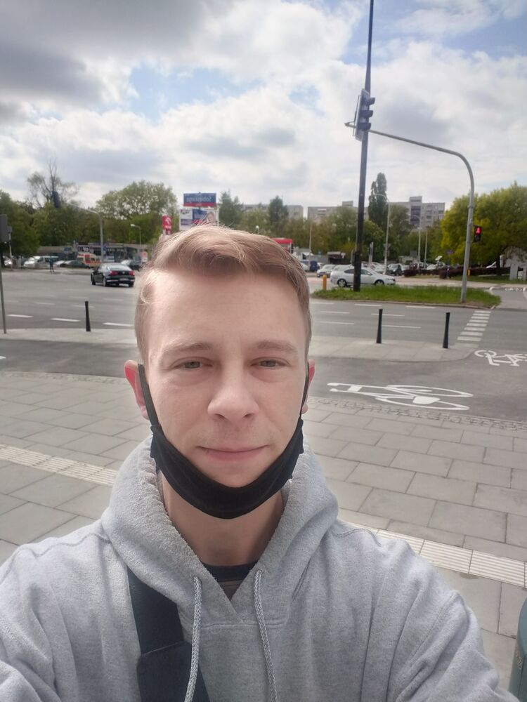  22679266  , 31 ,    