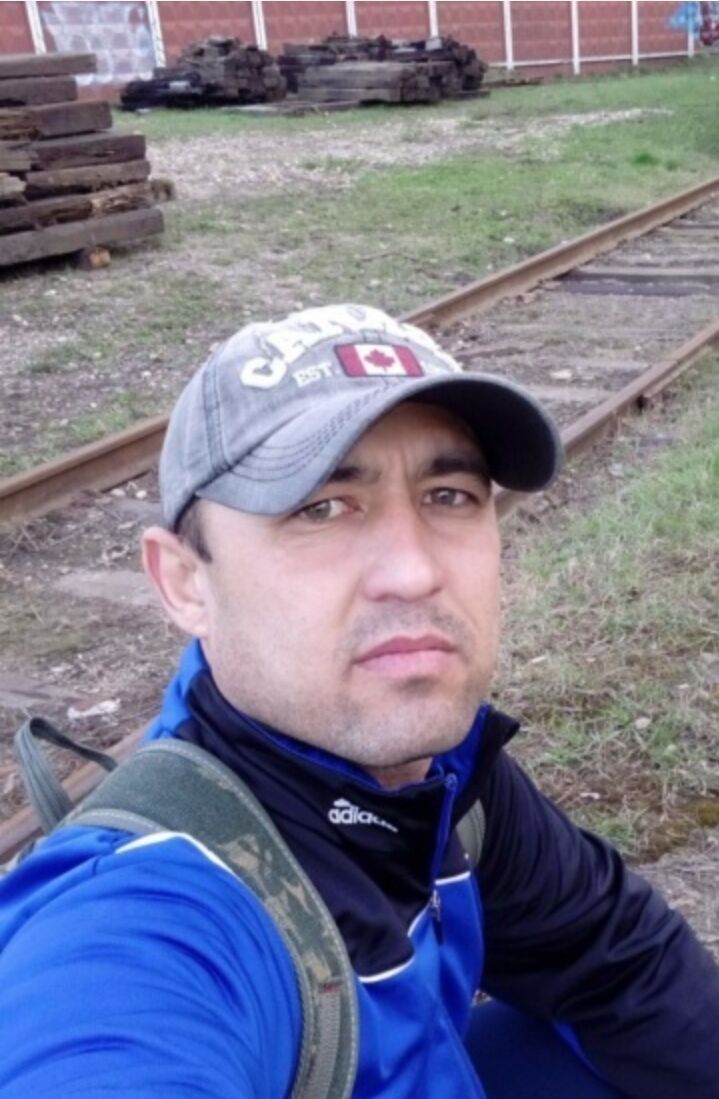  ,   Ali, 43 ,   ,   