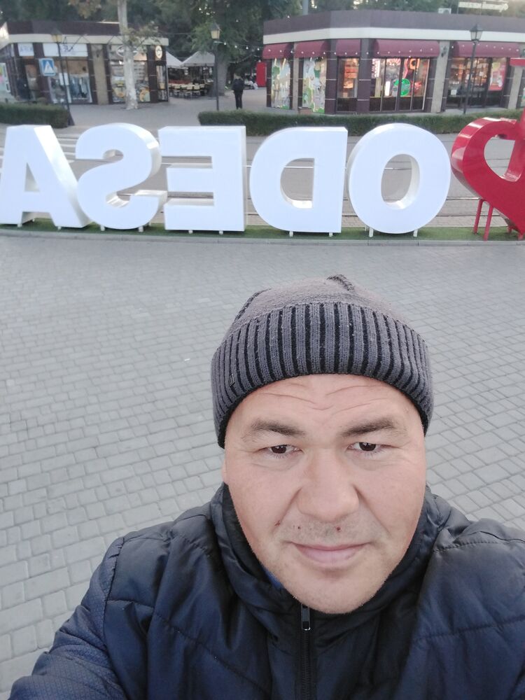  39867396  Maksim, 41 ,    