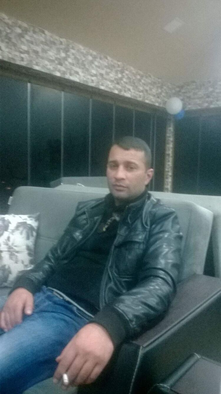  31055436  Fuad, 47 ,    
