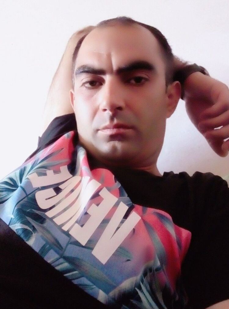  ,   Kamran, 38 ,   ,   , c 