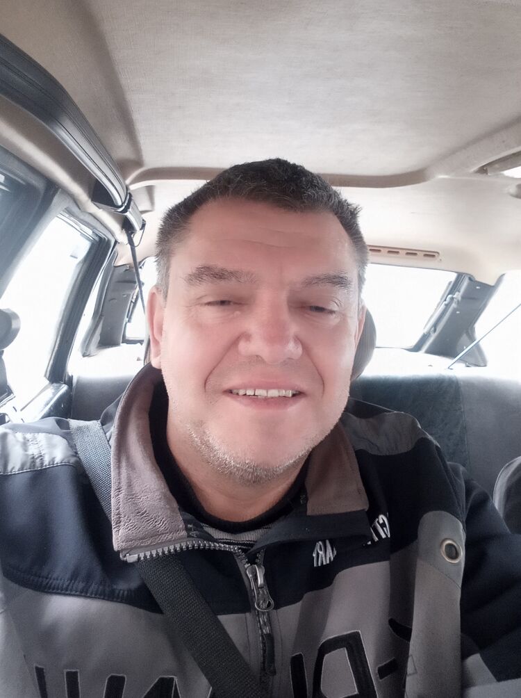  24541326  , 57 ,    