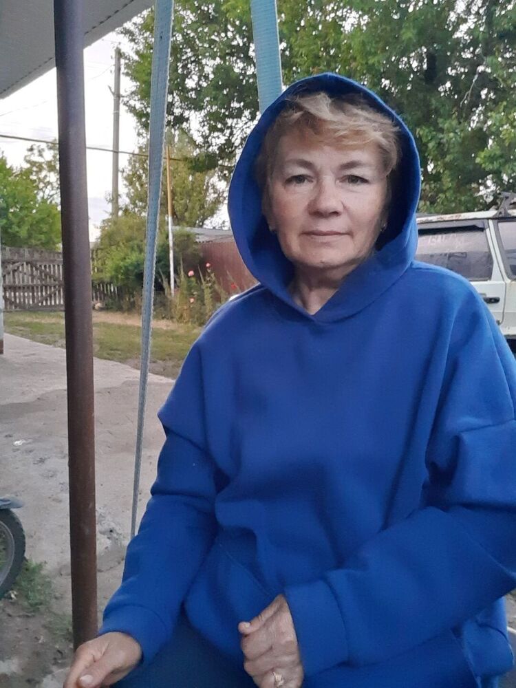  52136046  , 64 ,    --