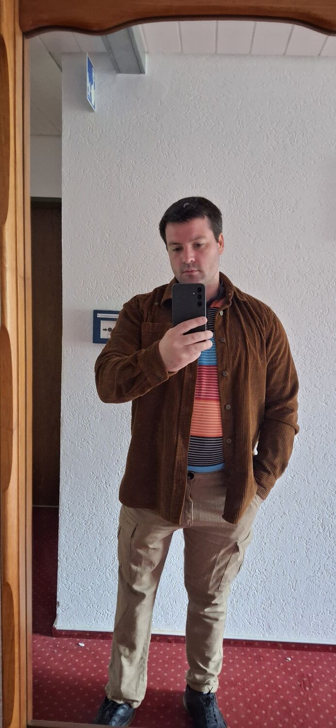  Gernsbach,   , 34 ,   