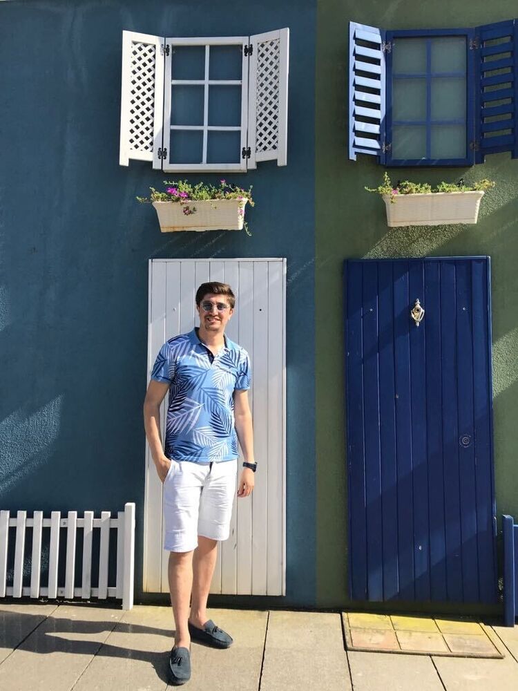  ,   Semih, 32 ,   ,   , c 