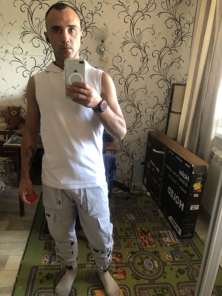  44593356  , 33 ,    