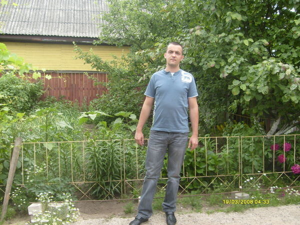  ,   Dima, 43 ,   