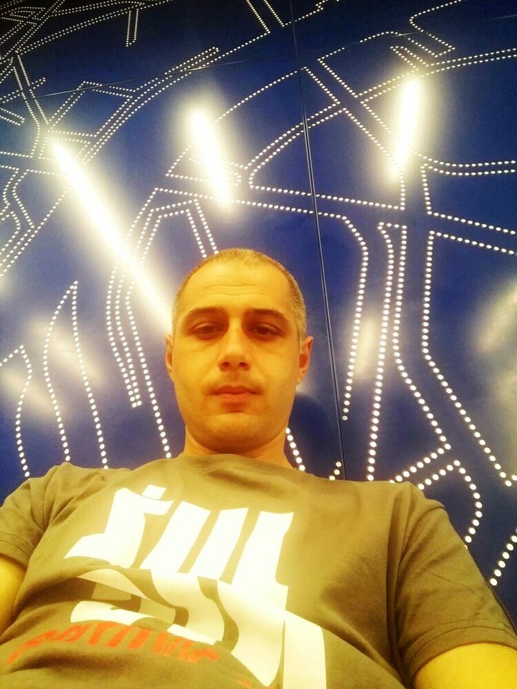  21608396  Nika, 39 ,    