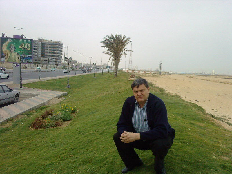  ,   Leonid, 62 ,   ,   , c , 