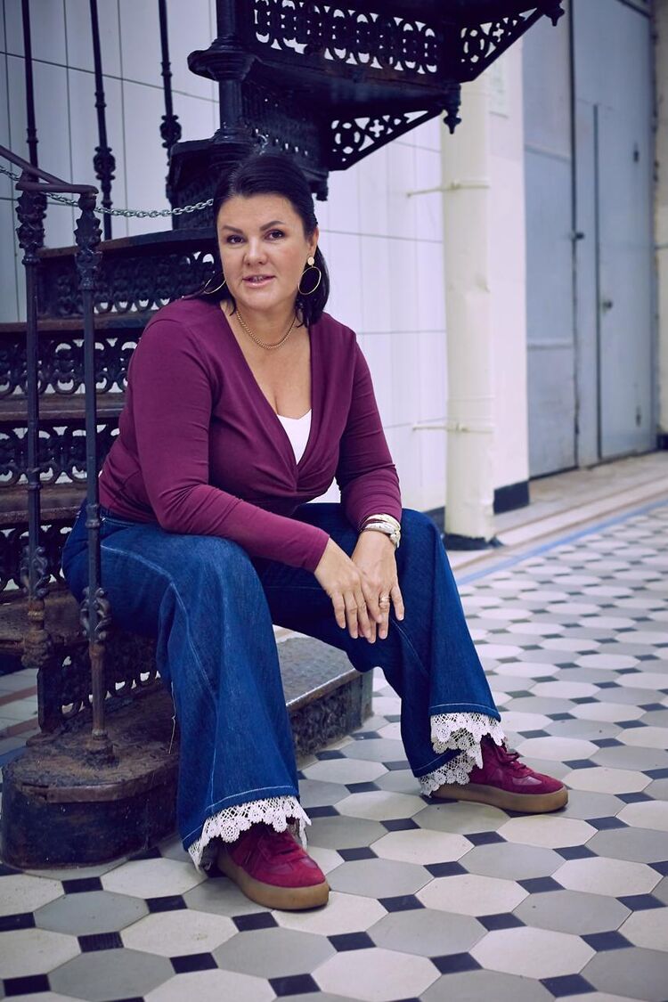  -,   Ira, 48 ,   ,   