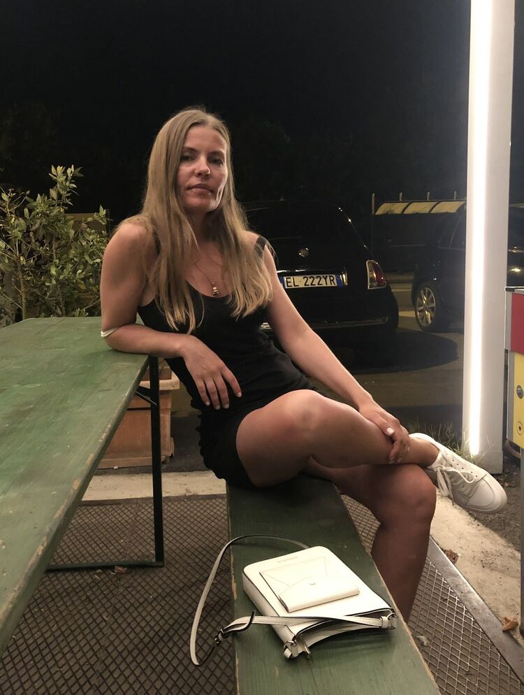  Abbadia Lariana,   Oxana, 41 ,   