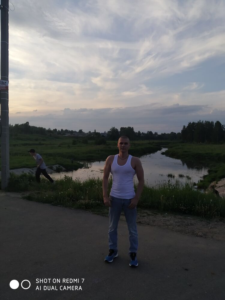  27044666  , 37 ,    