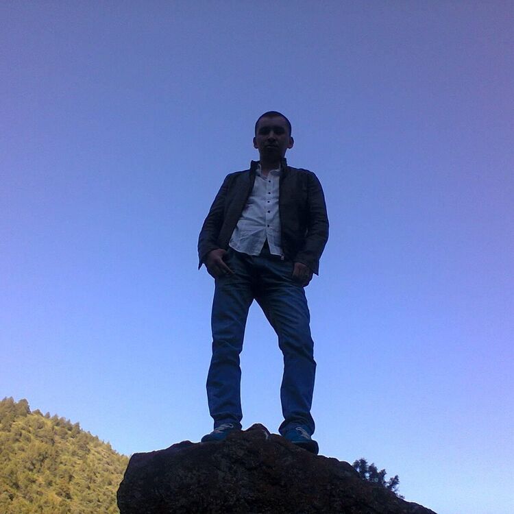  18853346  Alisher, 34 ,    
