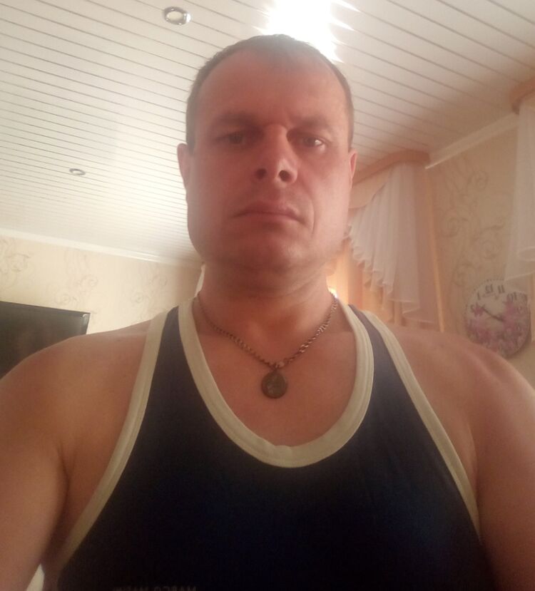  44469926  , 49 ,    