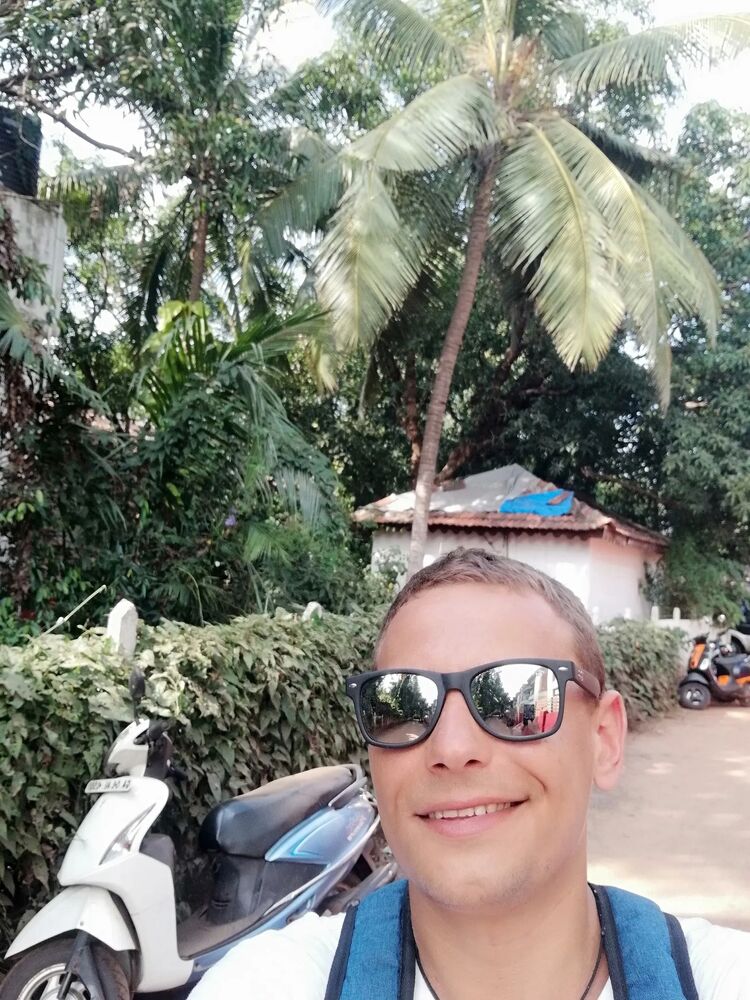 ,   Artem, 31 ,   ,   , c 
