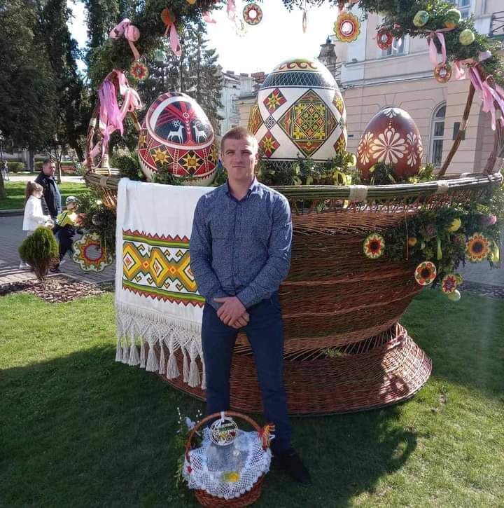  47042676  Sergii, 35 ,    