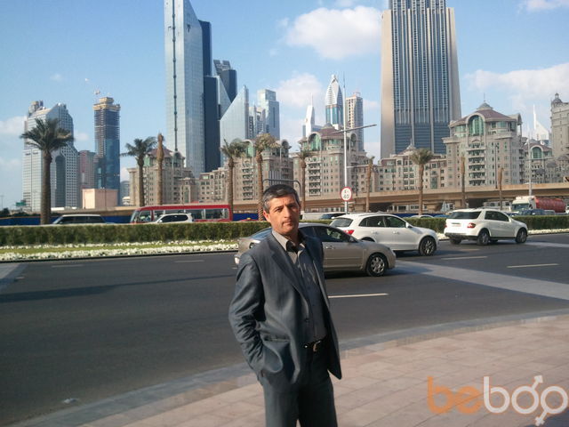  1071036  Famil, 58 ,    