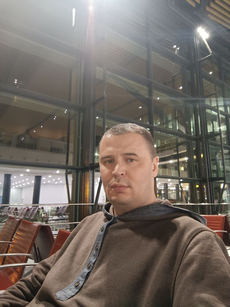  40773276  Sergey, 41 ,    