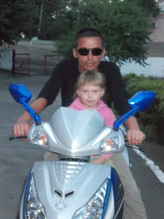  8356736  Boris, 50 ,    