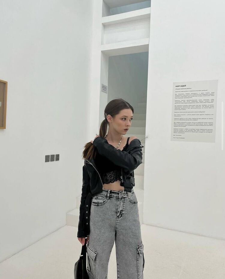  -,   , 22 ,   ,   , 