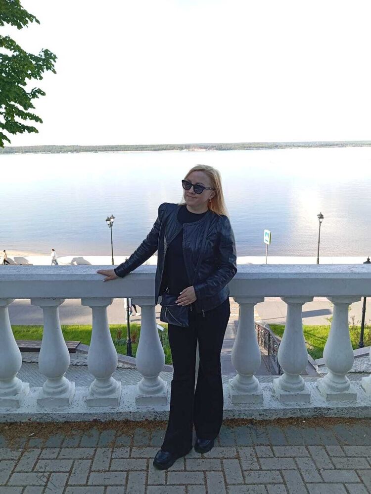  ,   Tatiana, 40 ,   ,   