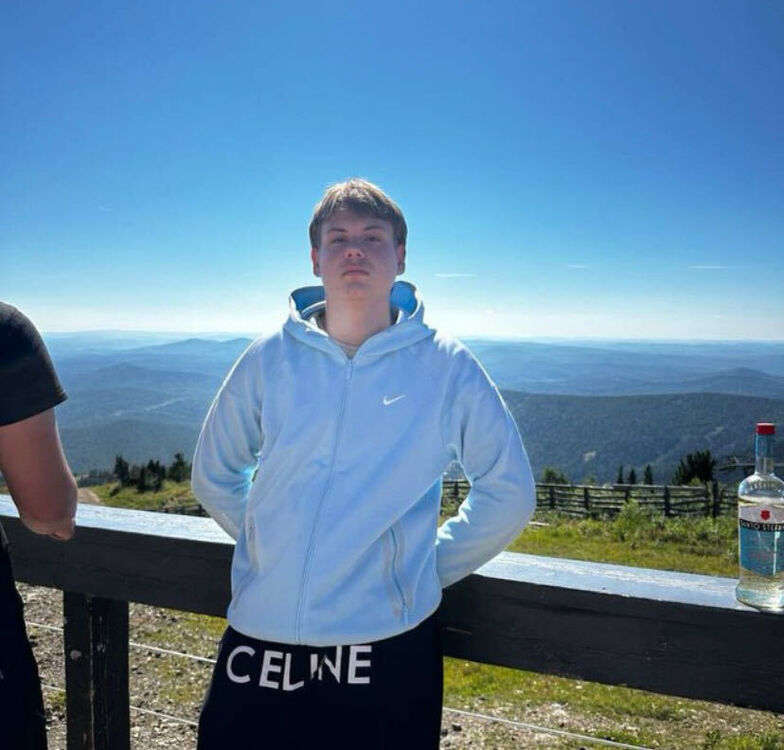 ���� 52464396 ����� ������, 19 ���, ���� ���������� � ������������