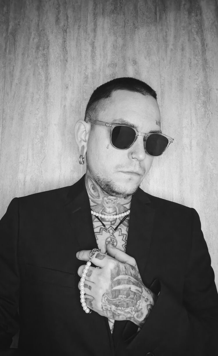 ���� 55108696 ������� ����, 33 ����, ���� ���������� � ������