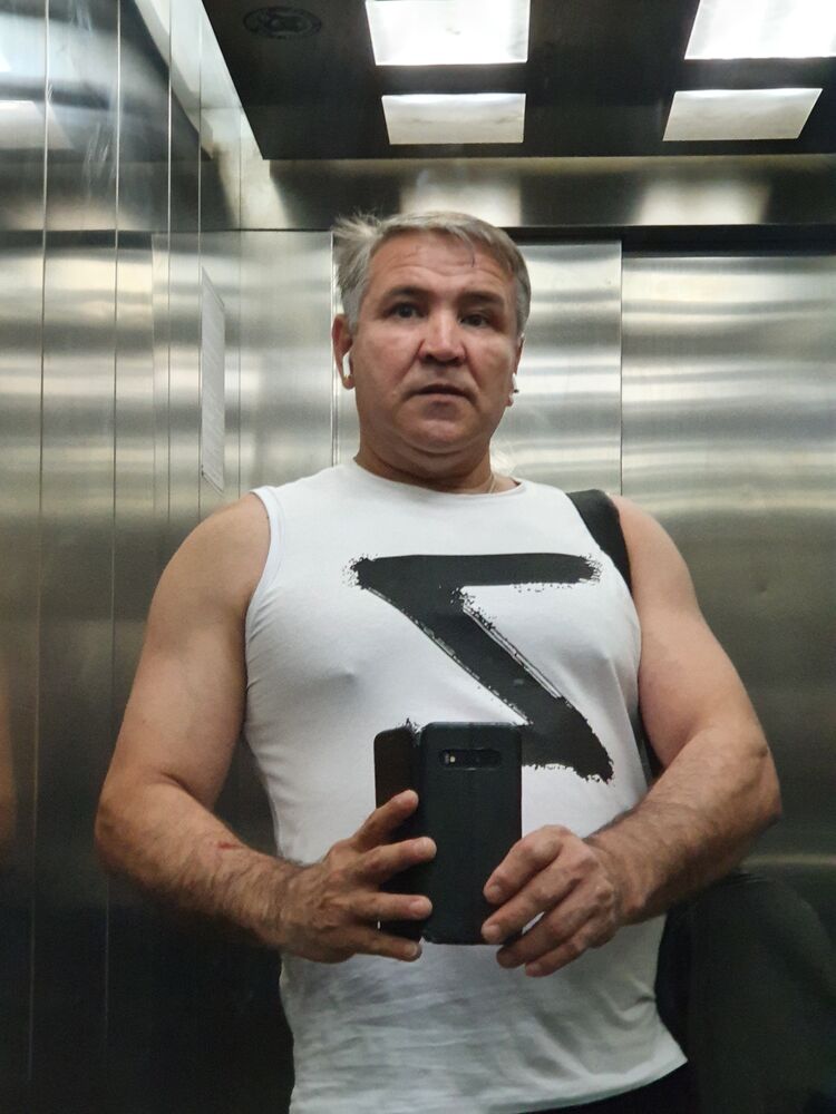  31139156  , 53 ,    