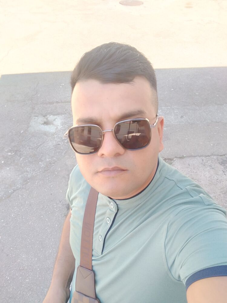  48578686  , 33 ,    