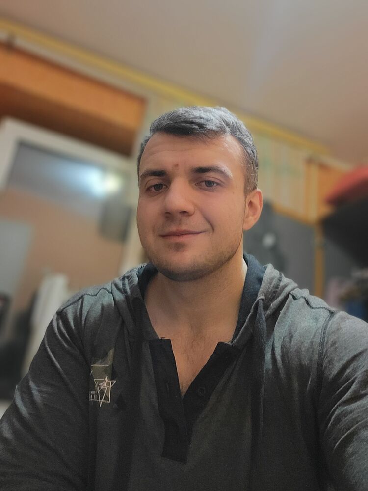  48850706  , 33 ,     