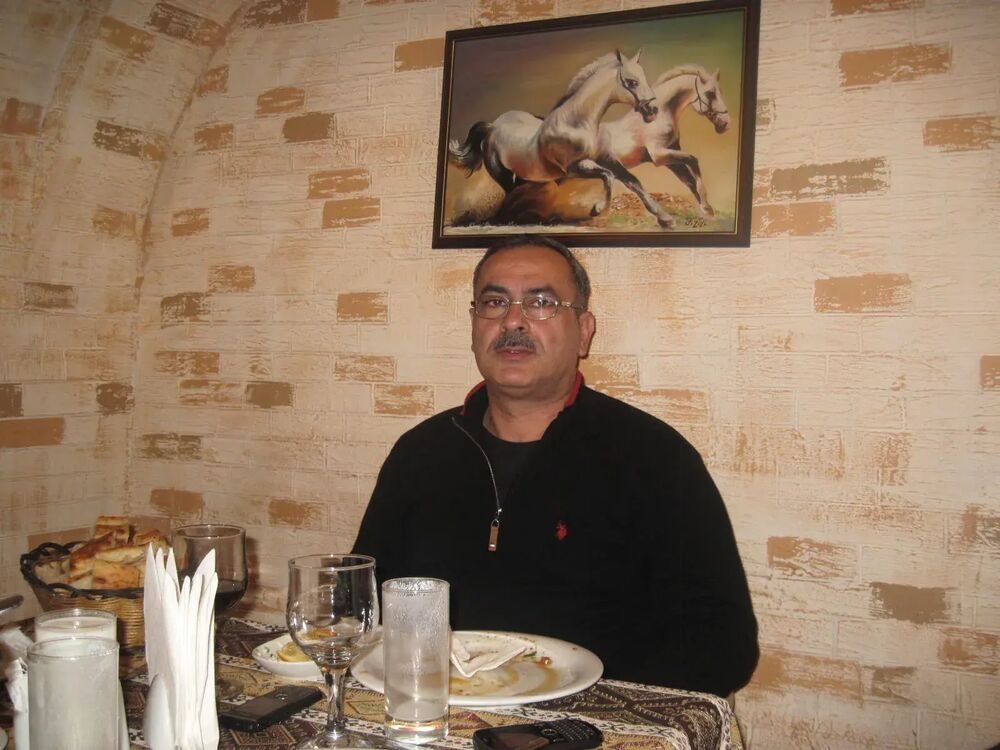  50676486  Boris, 55 ,    