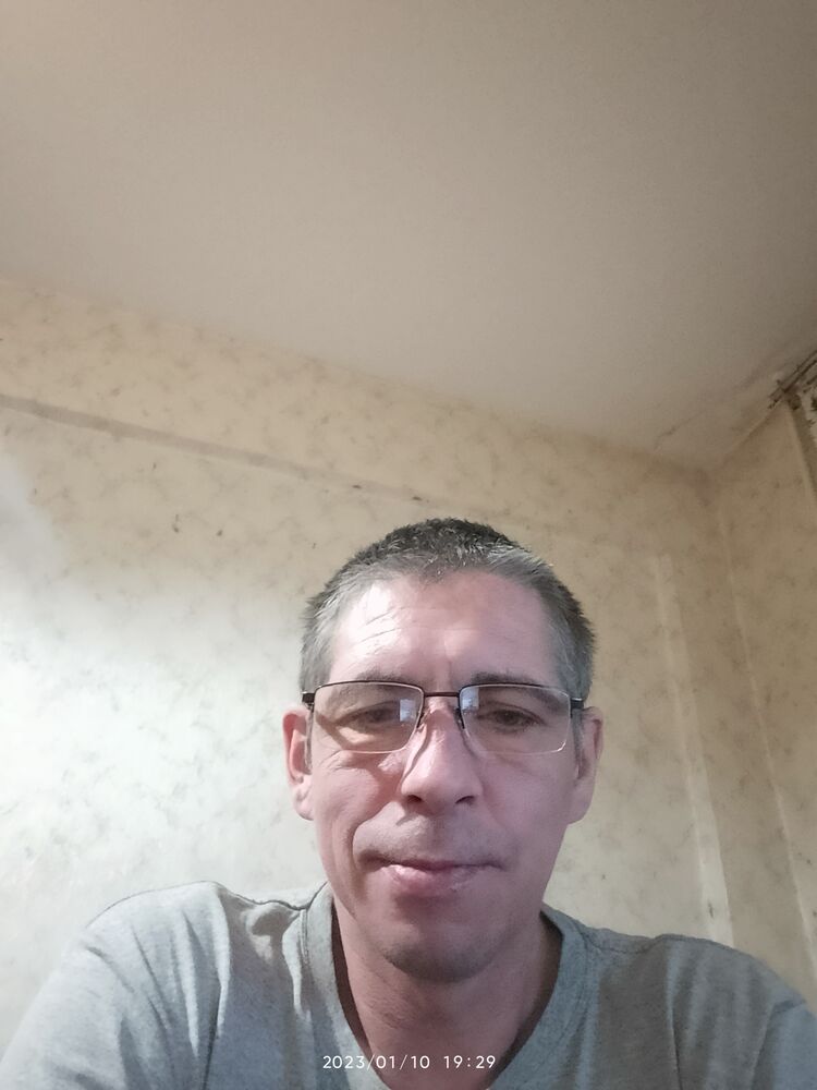  37284166  , 46 ,    