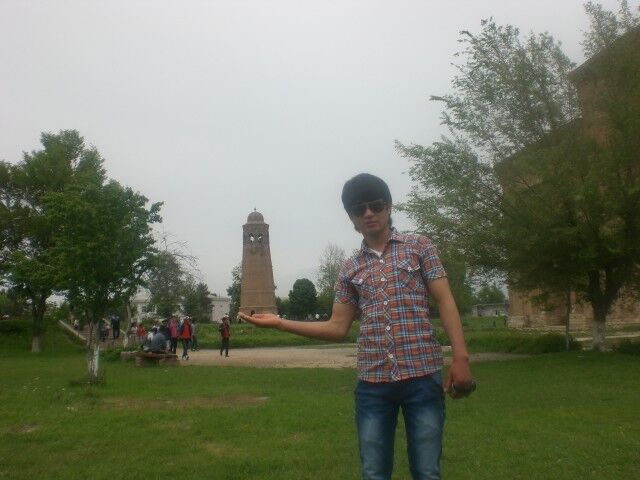  4255976  Nursultan, 33 ,    