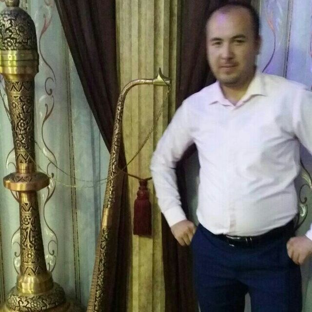  30232326  Jon, 33 ,    -