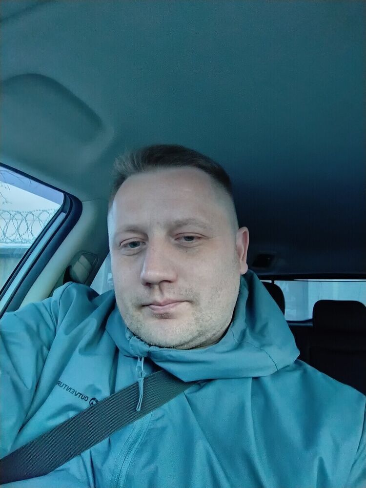  52907836  , 37 ,    