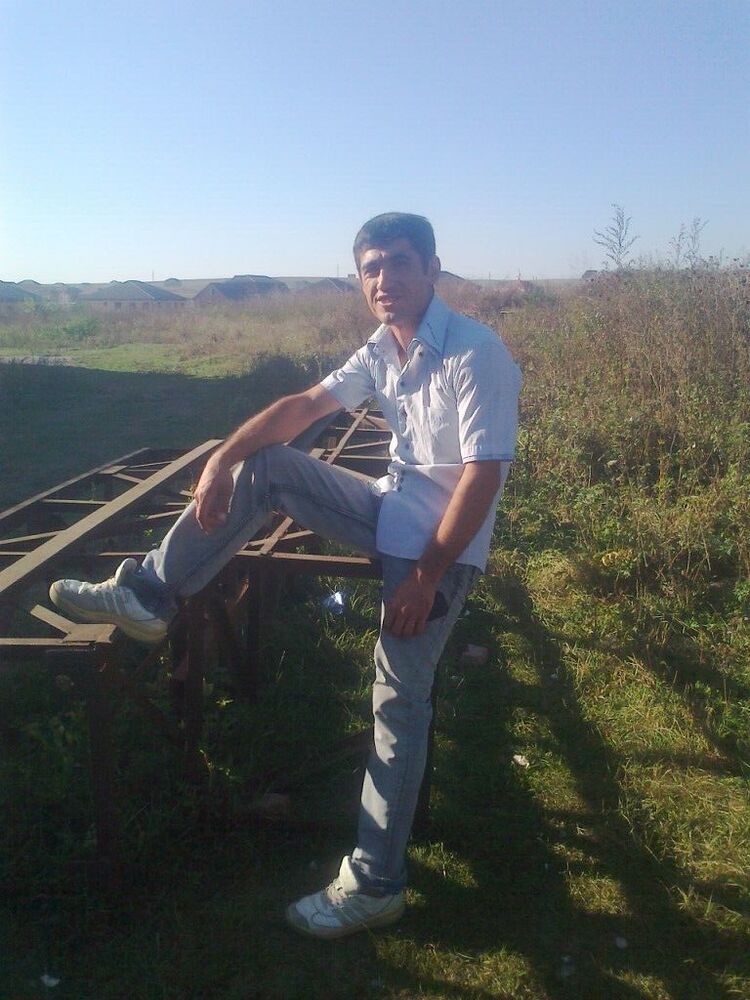  51286906  Zurabekkodir, 38 ,    
