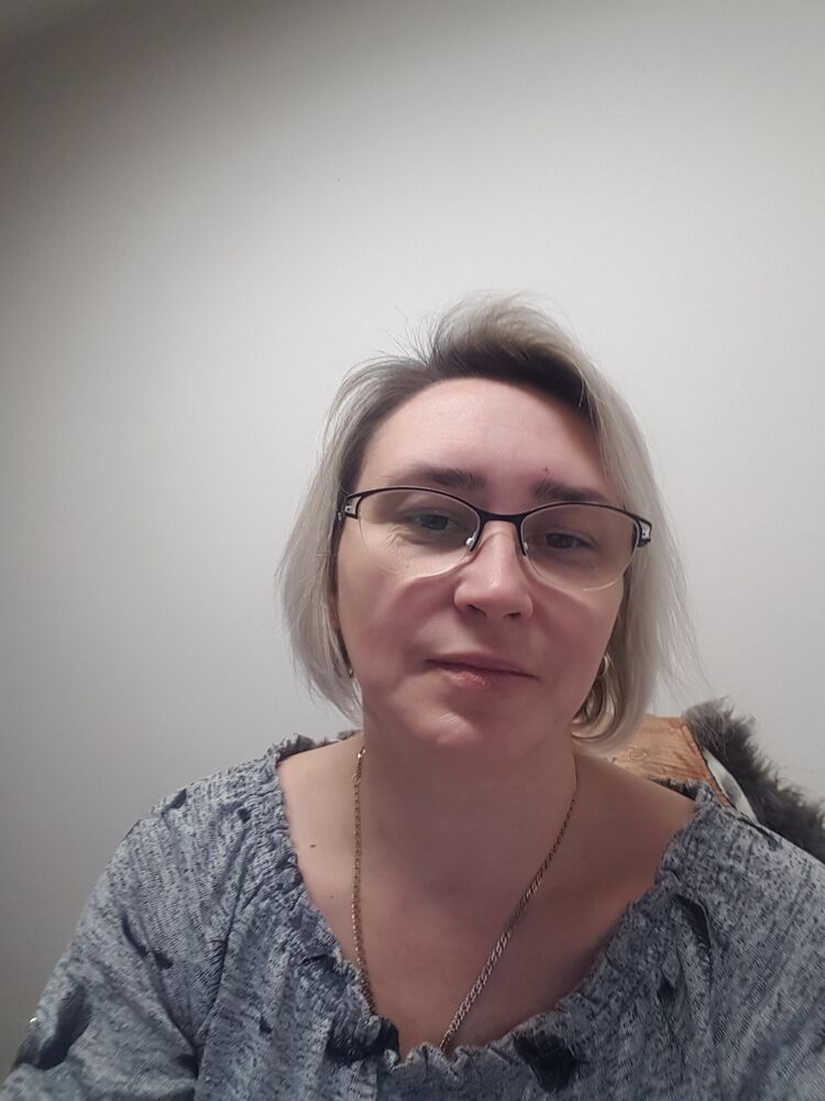  41482266  Viktorija, 47 ,    -